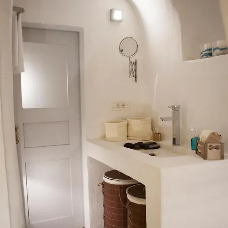 Oia, Finikia Cave House * 伊亚